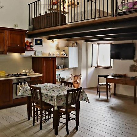 Twins' Historical Apartment Trevi Esterno foto